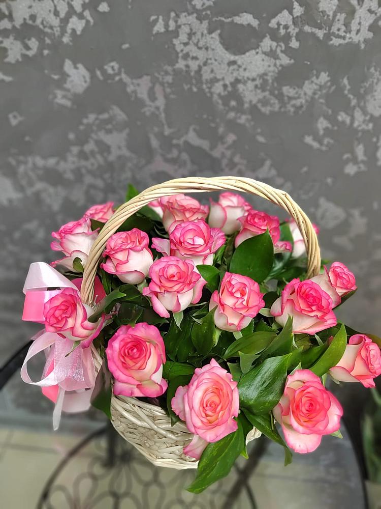 Цветочная композиция из Розы в корзине в Шаблыкино