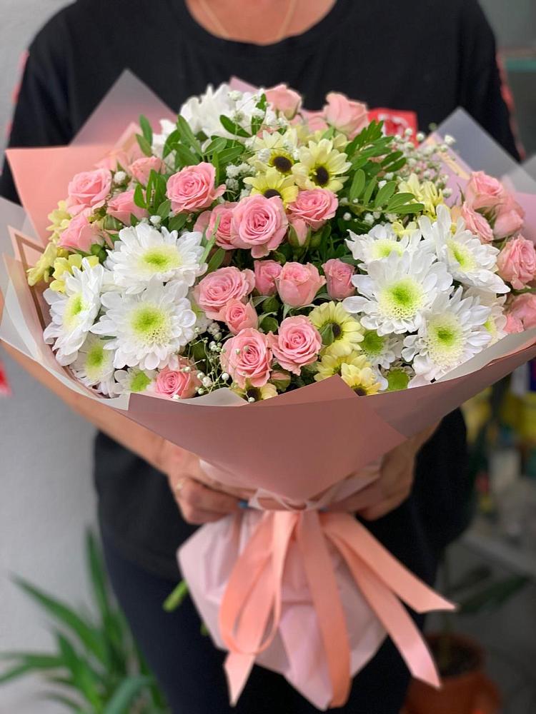 Букет цветов из: Розы и Хризантемы в Шаблыкино