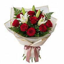 Букет цветов из:  Лилии и Розы в Шаблыкино