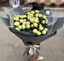 Букет Белые кустовые розы Солинеро в Шаблыкино