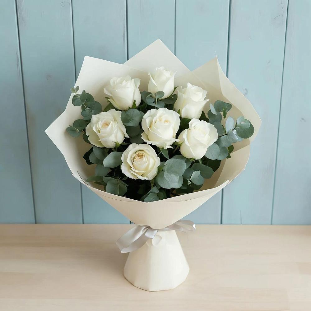 Букет Белые розы в Эвкалипте в Шаблыкино