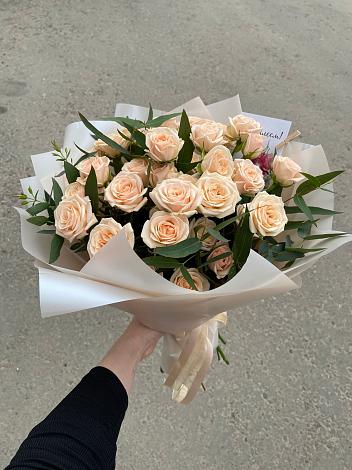 Букет Кремовые розы Латте в Шаблыкино