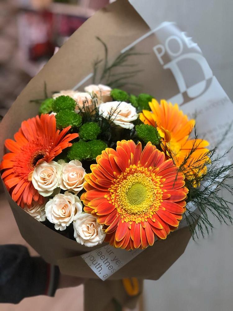 Букет цветов из: Герберы, Хризантемы и Розы в Шаблыкино